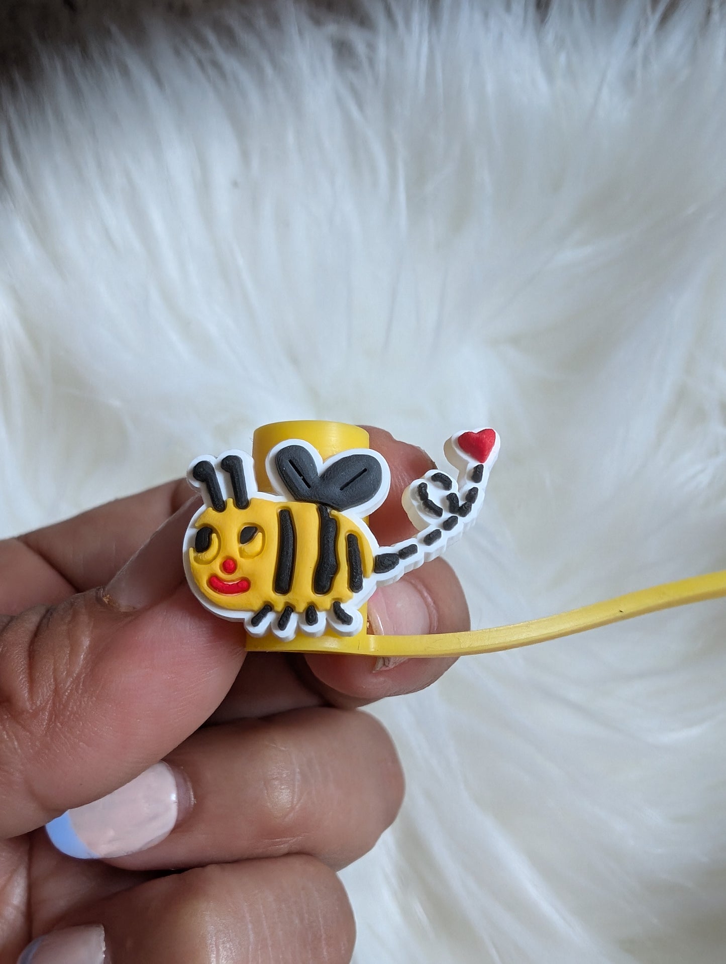 Bee straw topper