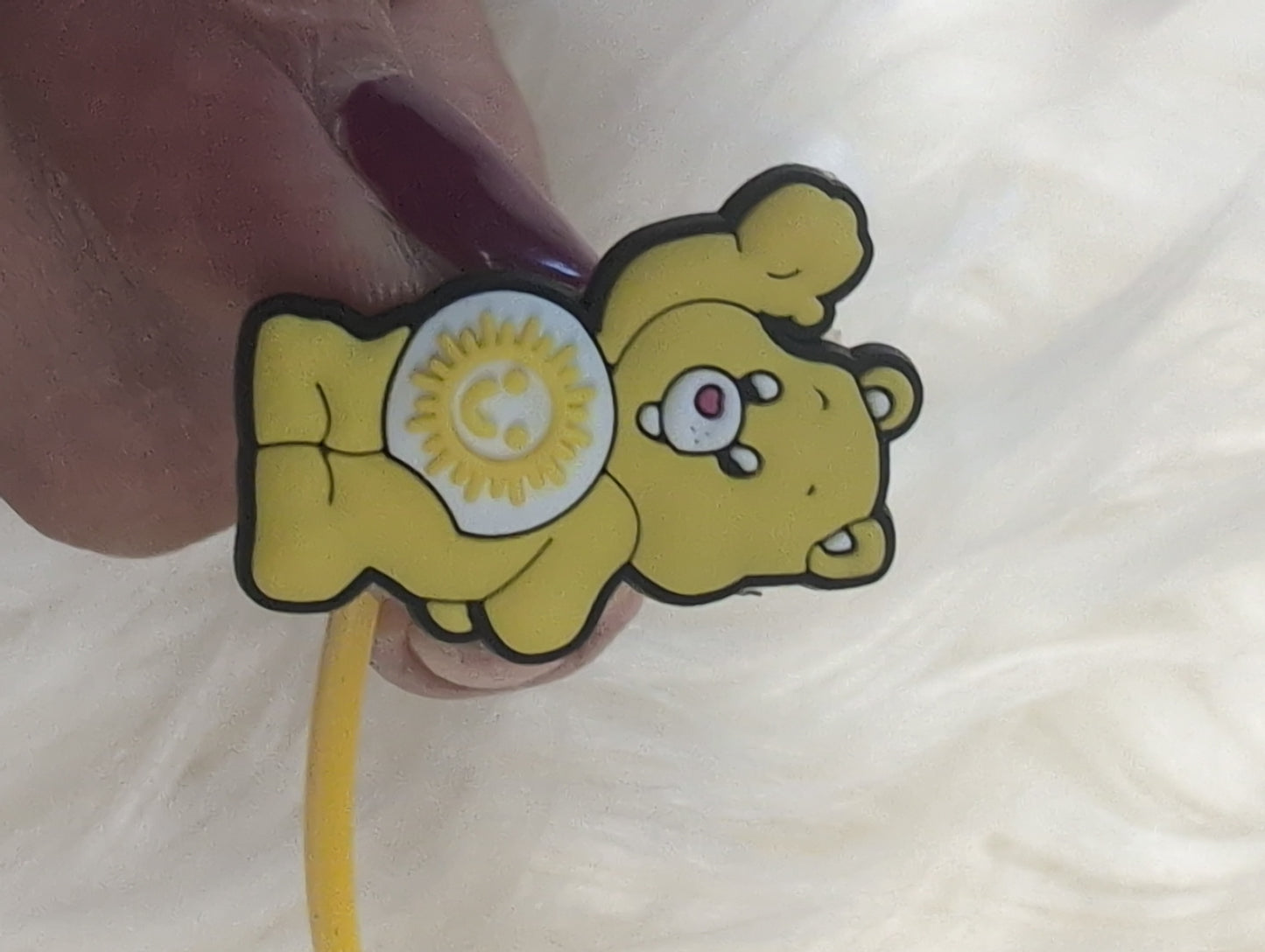Bear straw topper